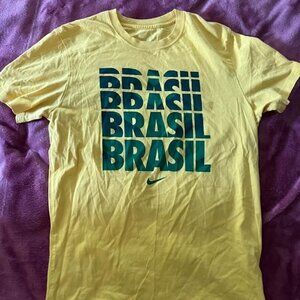 Men's Yellow Nike Brasil Shirt Size Large CBF Slim Fit Nike Better World Soccer